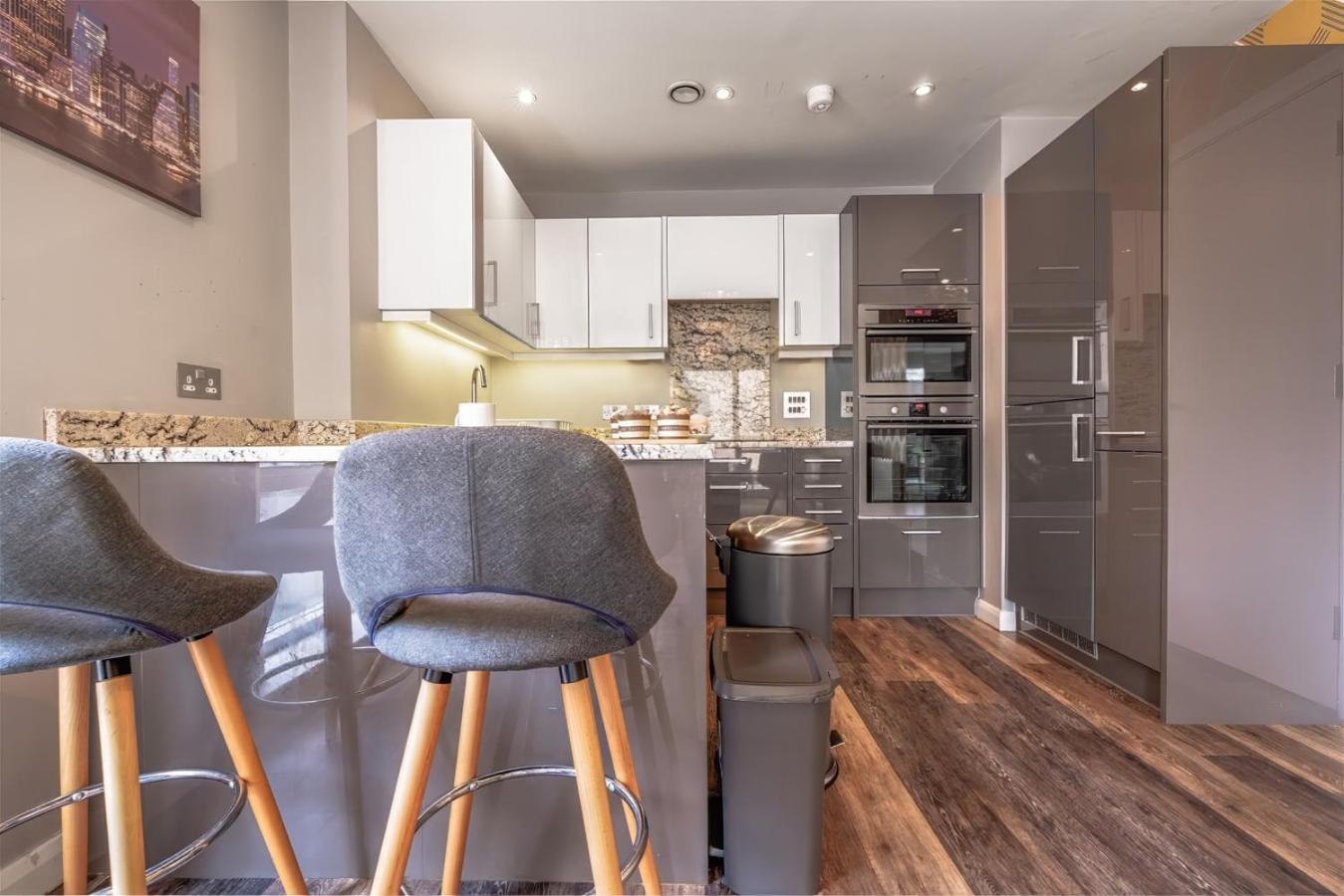 Iconic Garden Apt, Steps From City Centre & Cafes Μπρίστολ Εξωτερικό φωτογραφία