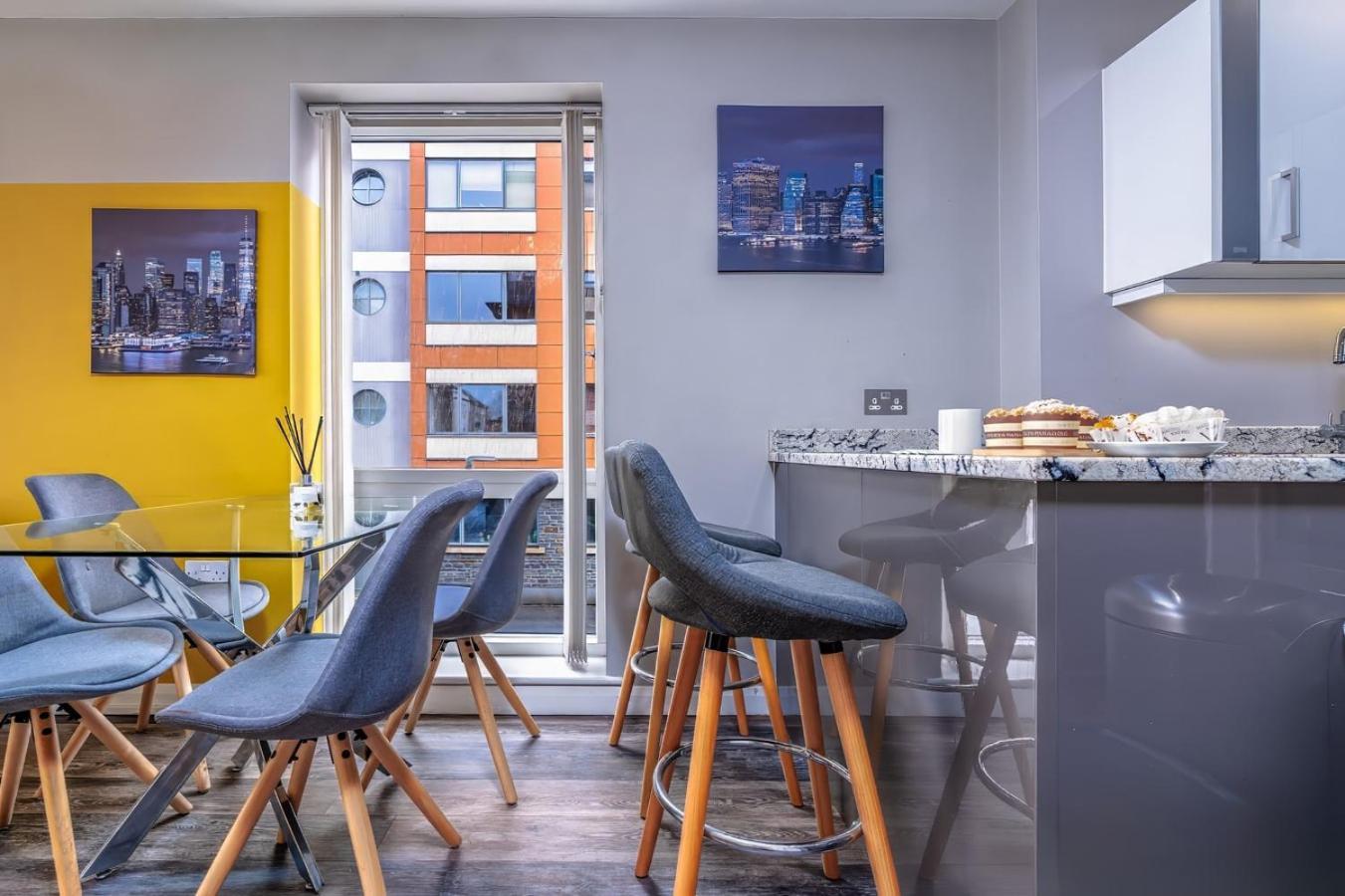 Iconic Garden Apt, Steps From City Centre & Cafes Μπρίστολ Εξωτερικό φωτογραφία